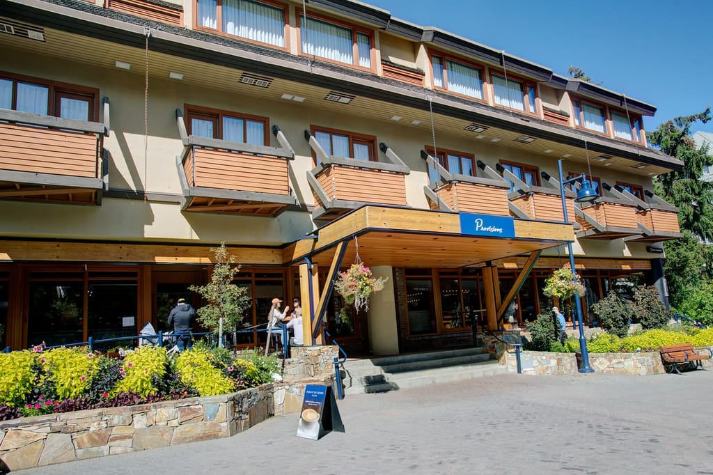 Blackcomb Lodge in Whistler Village